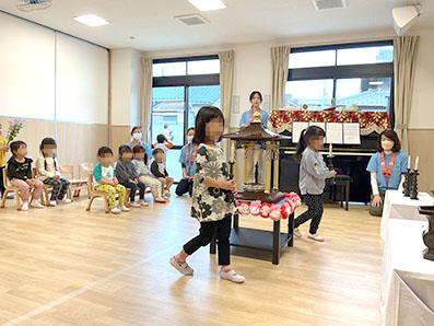 花まつり